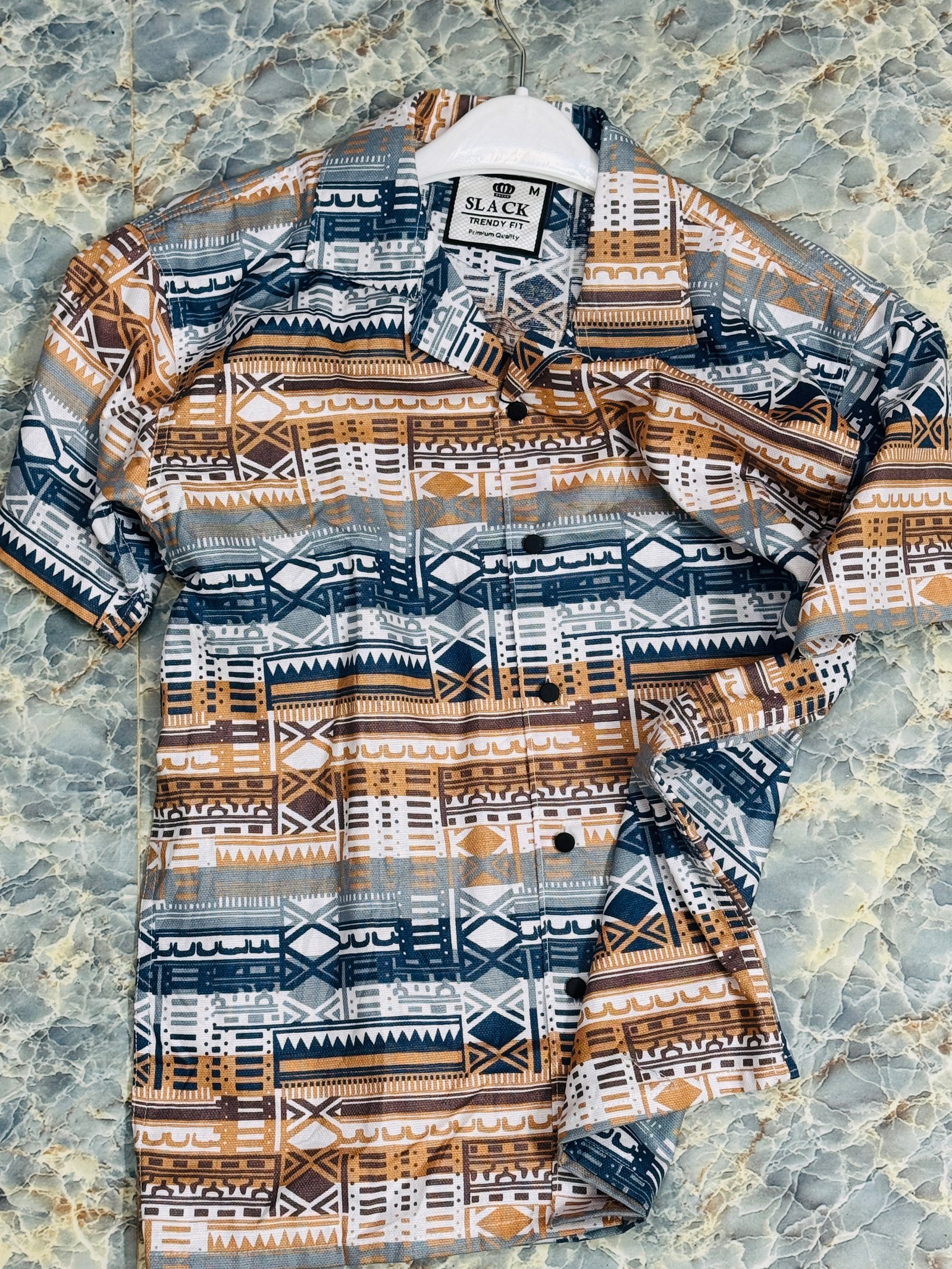 SLACK হাফ স্লিভ ট্রেন্ডি শার্ট-P0248